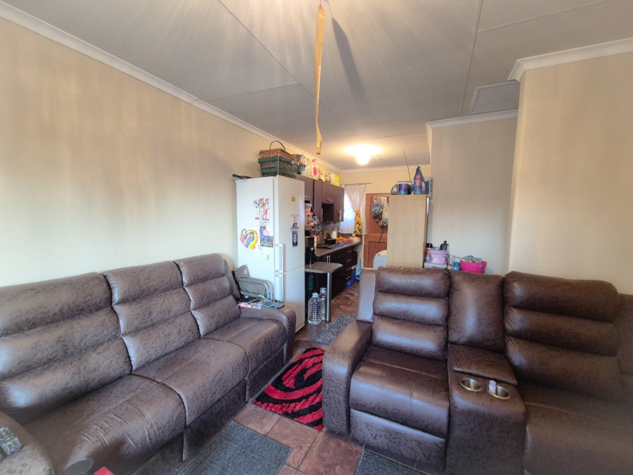 2 Bedroom Property for Sale in Vaalpark Free State